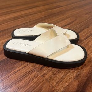 Nasty Gal White Black Sandals 7 - pls read below
